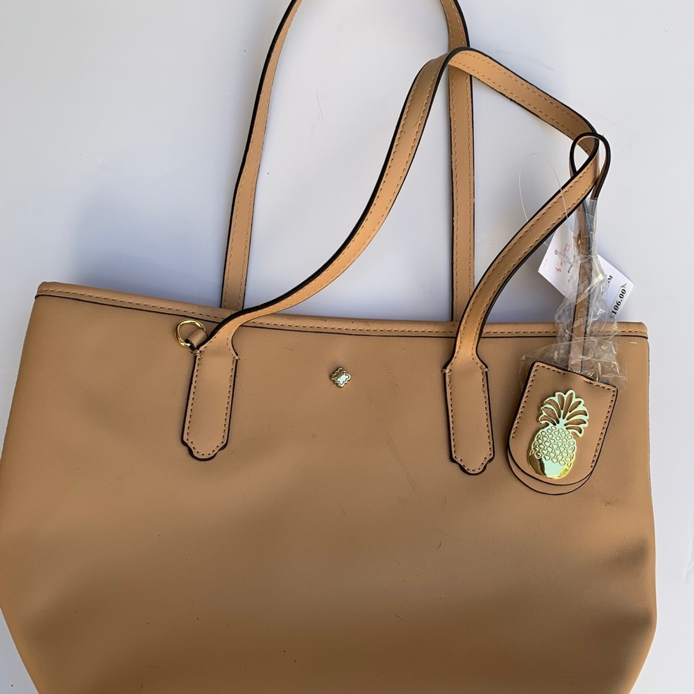 Crown & Ivy Beige purse/tote.